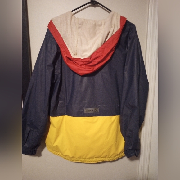 London Fog men's vintage windbreaker/raincoat with hood - Picture 5 of 6